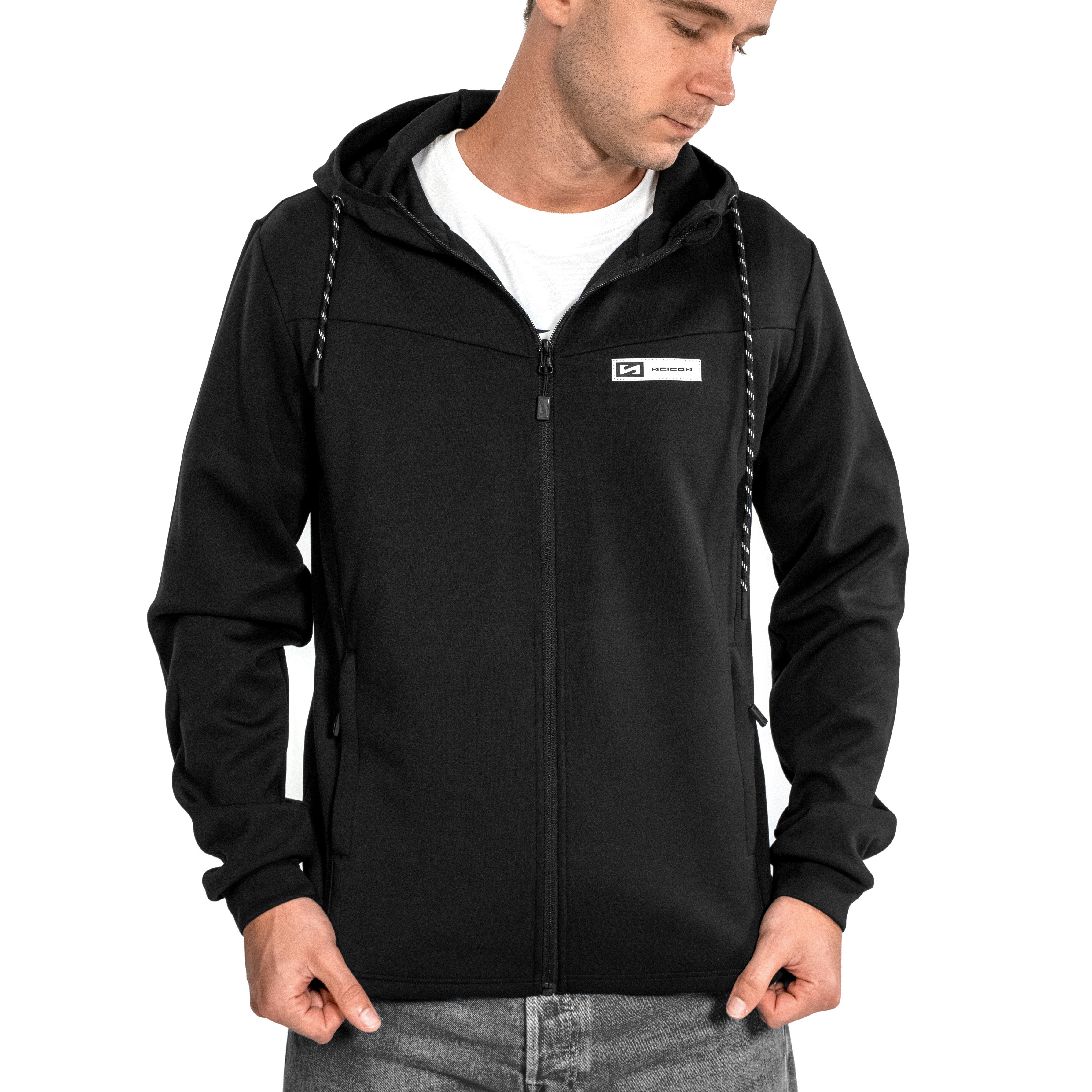 CHAQUETA CON CAPUCHA RECICLADA